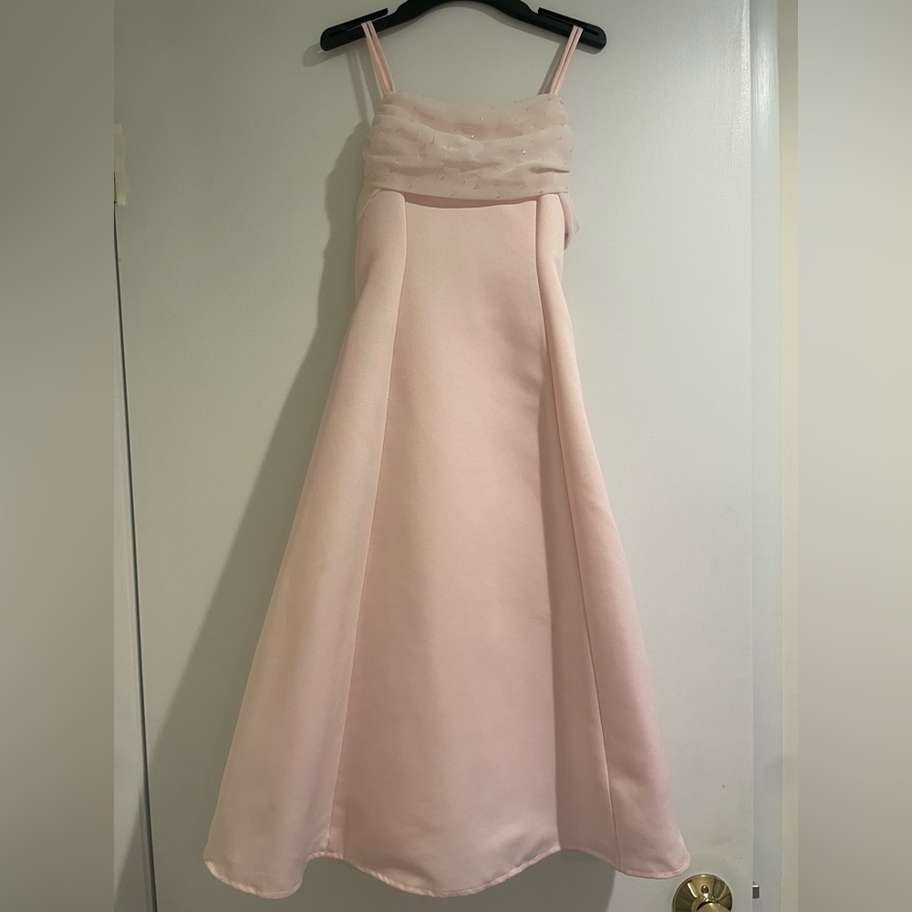 cute pink formal dress !
